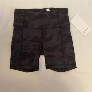 Lulu bike shorts